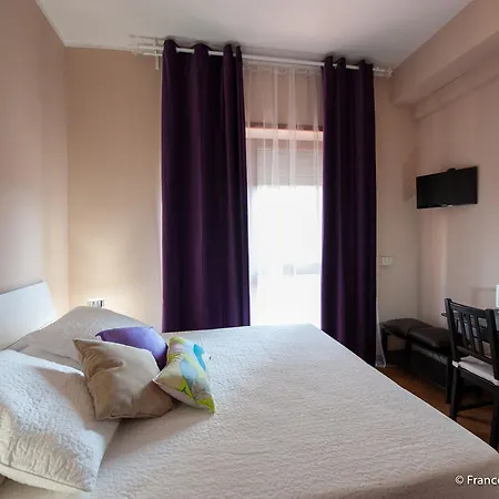 Bed & Breakfast St. Peter's Rom